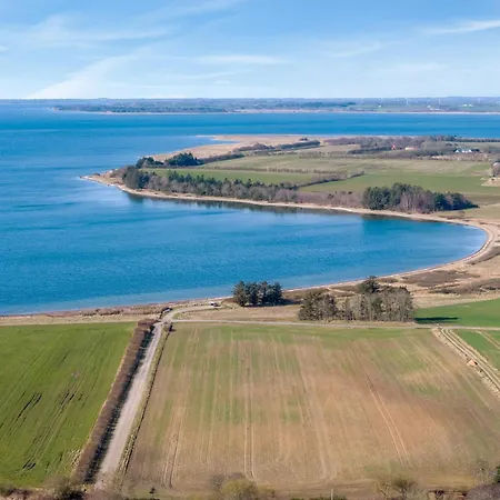 With Pool And Close To The Limfjord, Ferienhaus *