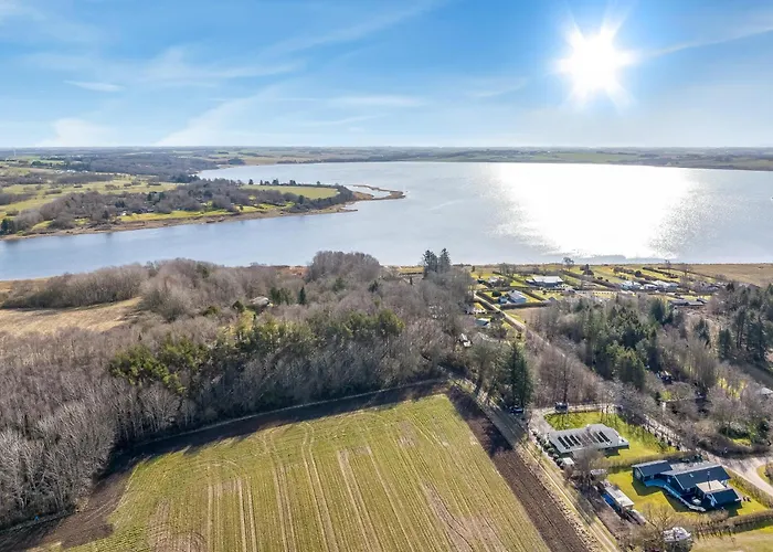 With Pool And Close To The Limfjord Feriehus *